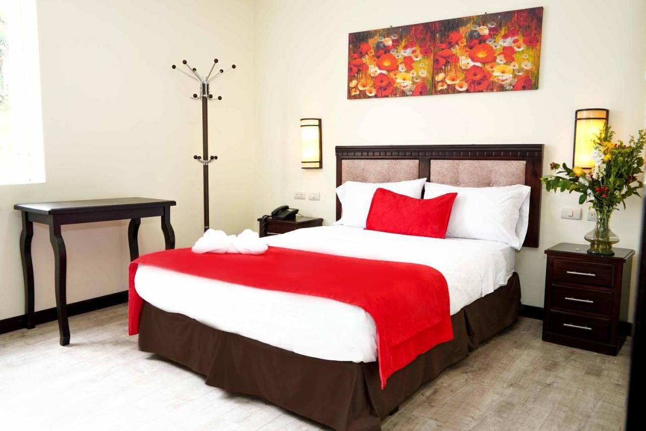 Hotel Loja Bella Экстерьер фото